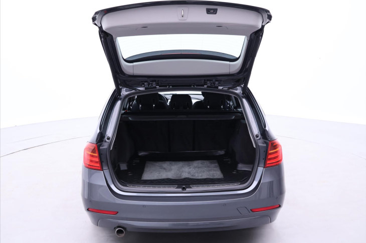 BMW Řada 3 2,0 320 135kW xDrive Automat