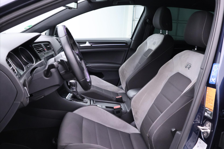 Volkswagen Golf 2,0 TSI R 221kW DSG 4Motion