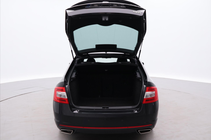 Škoda Octavia 2,0 TDI 135kW RS Xenon Navi