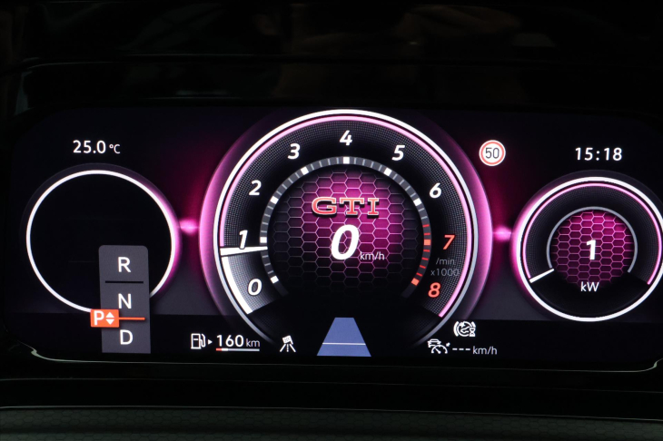 Volkswagen Golf 2,0 TSI GTI 180kW DSG DPH