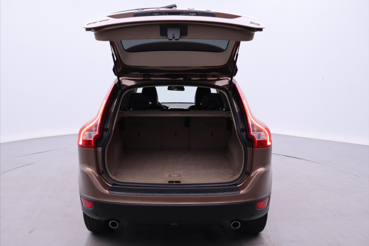 Volvo XC60 2,4 D3 120kW AWD AT Summum