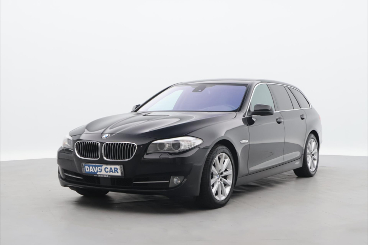 BMW Řada 5 3,0 530d x Drive Tažné Klima
