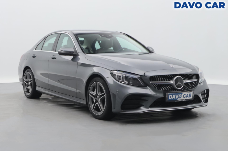 Mercedes-Benz Třídy C 2,0 C300 190 kW CZ AMG paket
