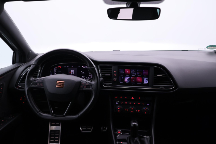 Seat Leon 2,0 TSI Cupra 221kW 4Drive DSG
