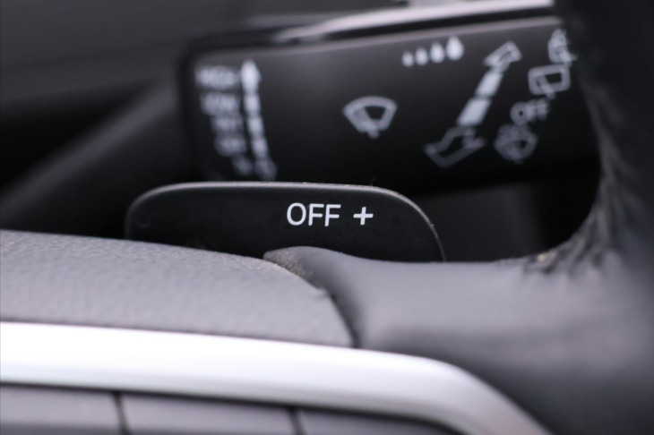 Volkswagen Passat 2,0 TDI 110kW DSG Matrix DPH