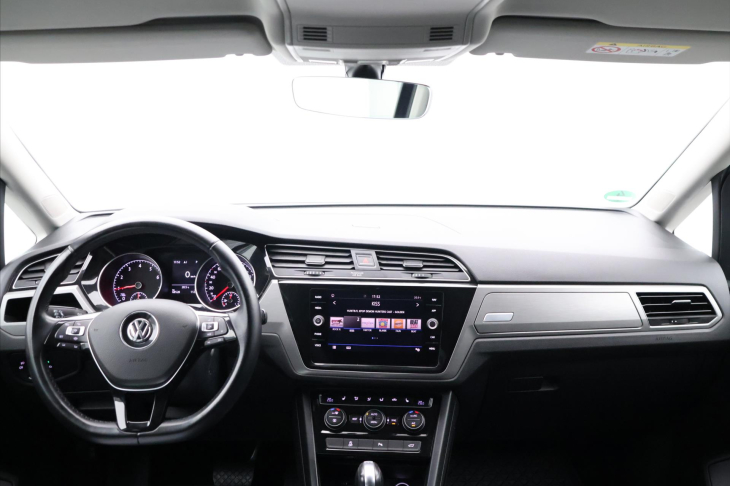 Volkswagen Touran 1,5 TSI EVO 110kW HighLline