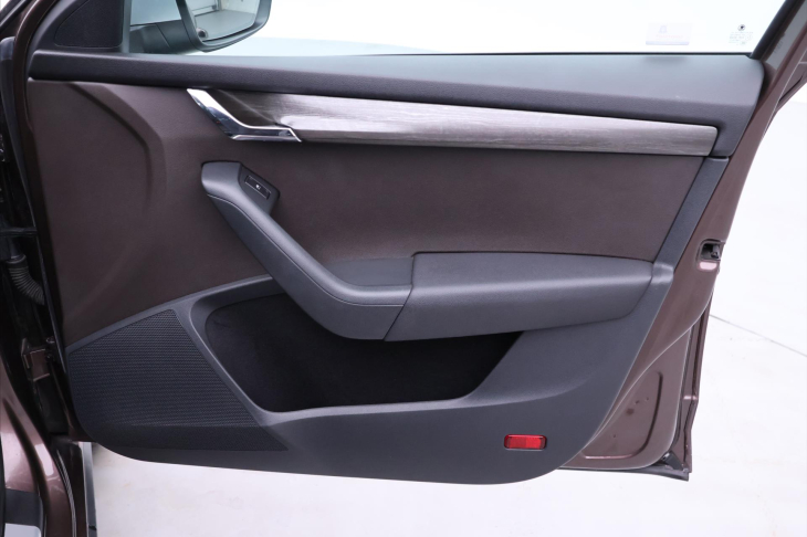 Škoda Octavia 2,0 TDI 135kW 4x4 DSG CZ Scout