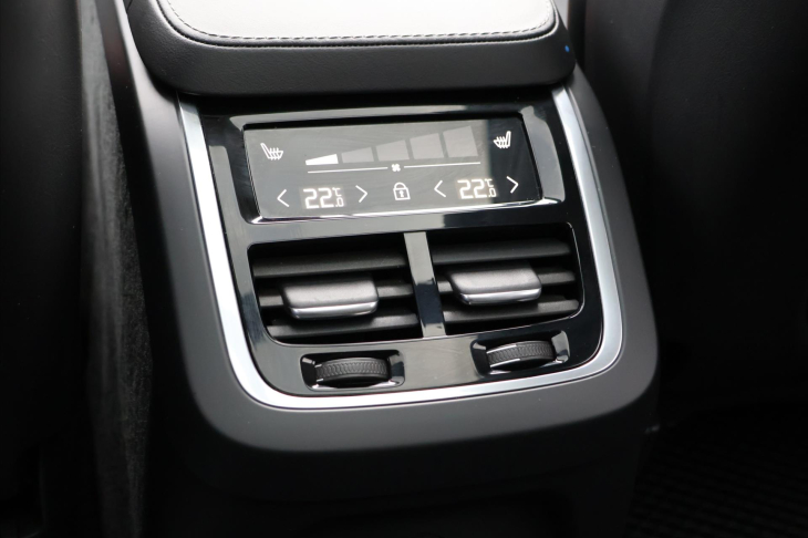 Volvo XC90 2,0 228kW T8 AWD Ultimate Bright