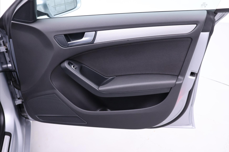 Audi A5 2,0 TDI 140kW Aut. Navi CZ DPH