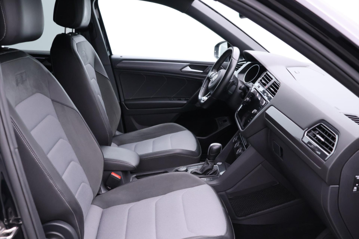 Volkswagen Tiguan Allspace 2,0 TDI DSG 4M R-Line Black DPH