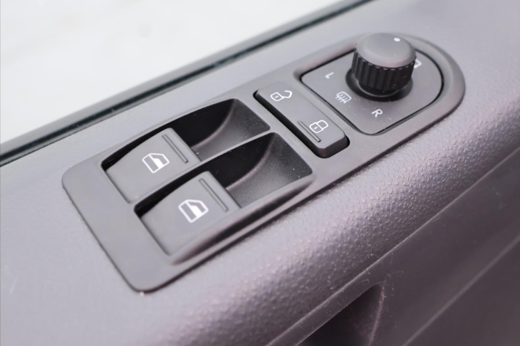 Volkswagen Multivan 2,0 TDI 84kW Klima 1.Maj 80tkm