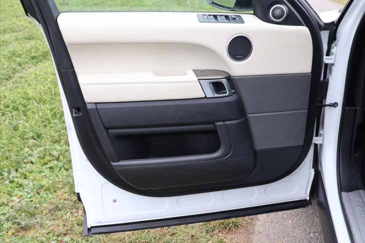 Land Rover Range Rover Sport 3,0 SDV6 215kW Kůže Kamera CZ