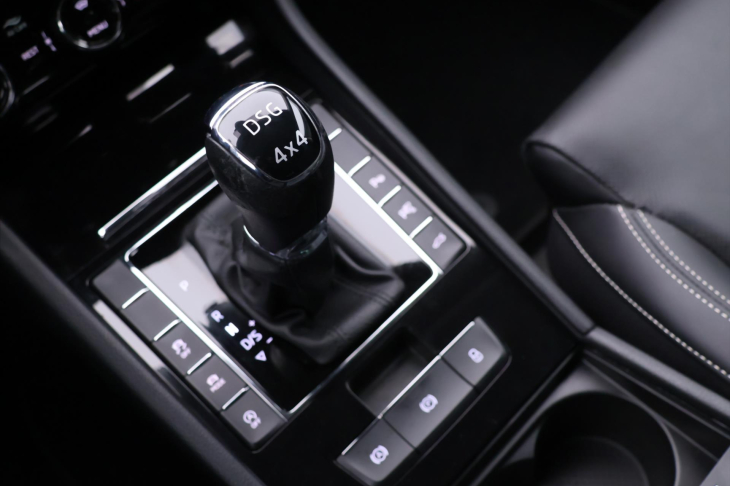 Škoda Superb 2,0 TDI 147kW 4x4 L&K DSG CZ DPH
