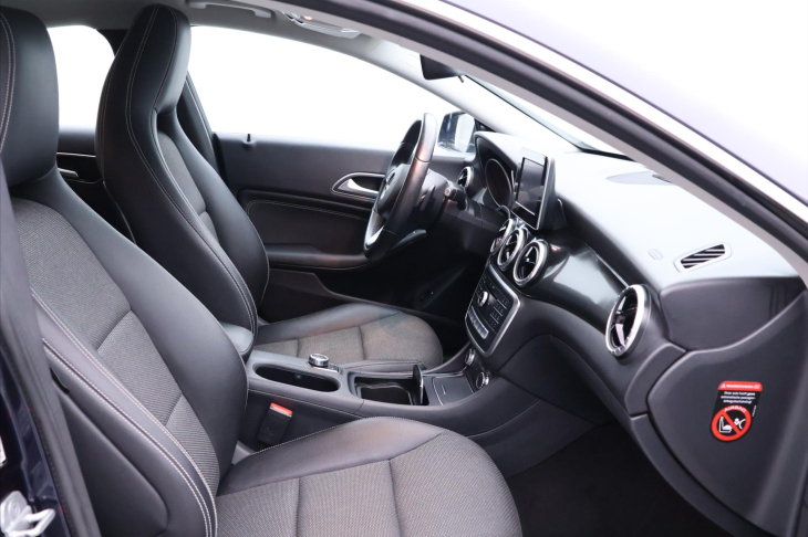 Mercedes-Benz CLA 1,5 180d 80kW DPH STK 6/27