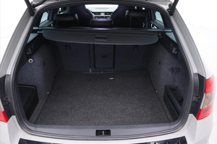 Škoda Octavia 2,0 TDI 135kW DSG RS CZ Maxton