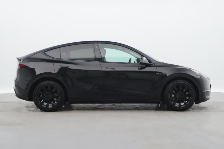 Tesla Model Y Long Range AWD CZ SoH 92%