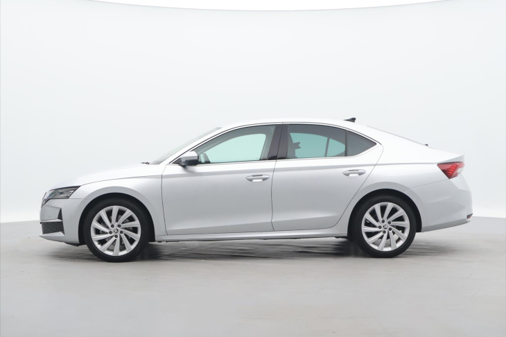 Škoda Octavia 2,0 TDI 110kW DSG Ultimate CZ