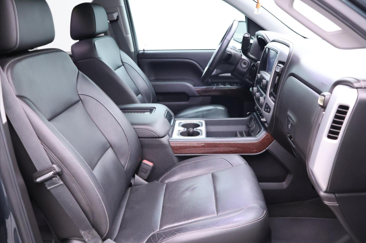 GMC Sierra 5,3 V8 265kW Aut. Kůže