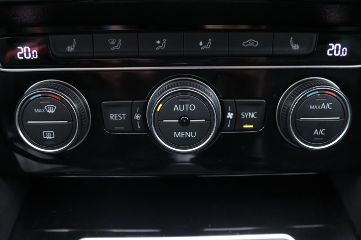 Volkswagen Passat 2,0 TDI 110kW DSG Highline