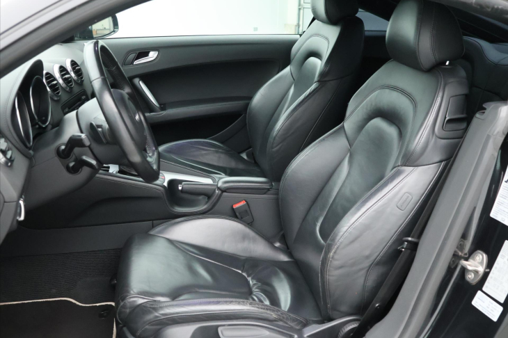 Audi TT 2,0 TFSI 147kW Aut. Xenon Kůže