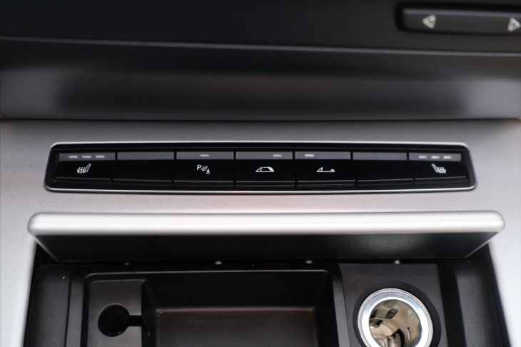 BMW Z4 2,5 23i 150kW sDrive Aut.klima