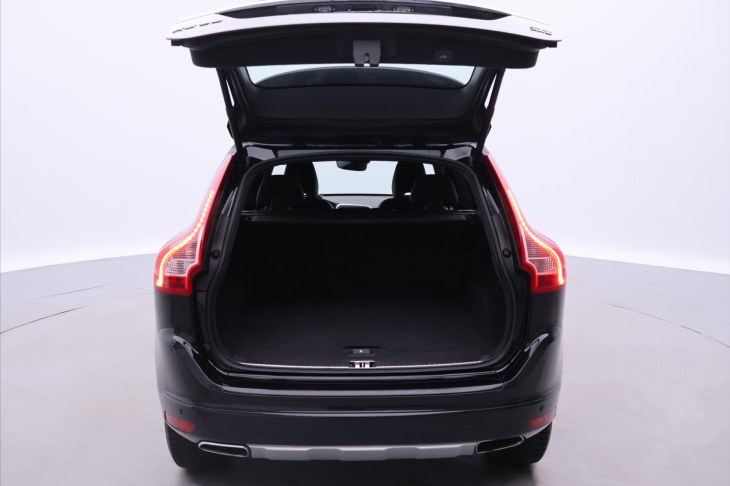 Volvo XC60 2,4 D5 162kW Aut. AWD Momentum