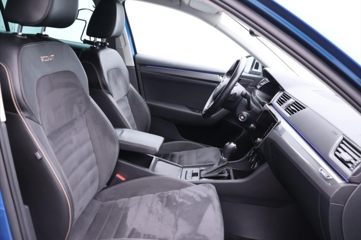 Škoda Superb 2,0 TDI DSG 4x4 CZ Scout DPH