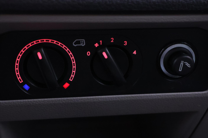Volkswagen Transporter 2,0 TDI 110kW LED 9 Míst 4X4
