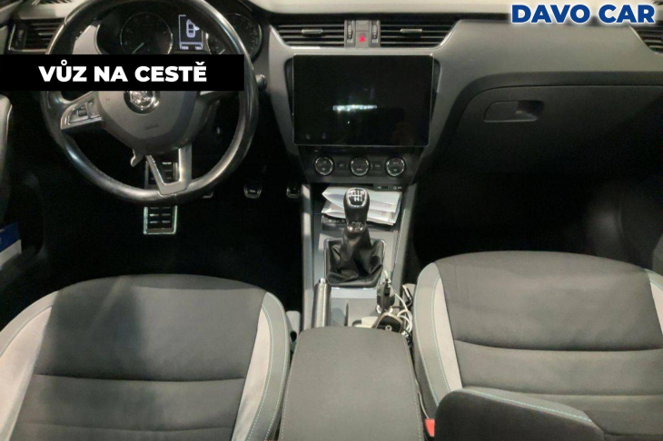 Škoda Octavia 1,0 TSI Edition Tažné 1.Maj.