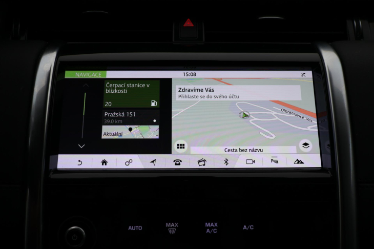 Land Rover Discovery Sport 2,0 D 110kW 4WD CZ 1Maj