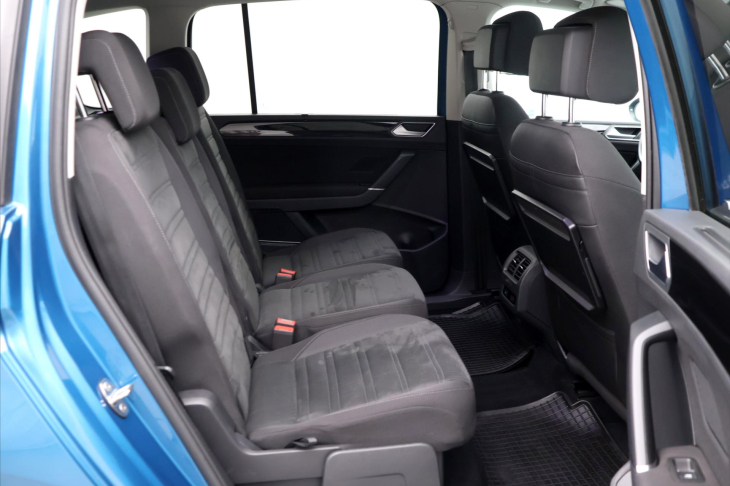 Volkswagen Touran 1,4 TSI 110 kW DSG Highline CZ