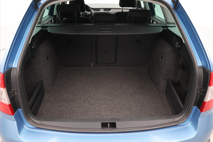 Škoda Octavia 2,0 TDI 135kW DSG 4x4 Scout