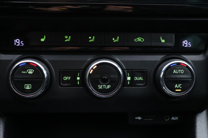 Škoda Octavia 2,0 TDI RS 135kW Xenon Kůže