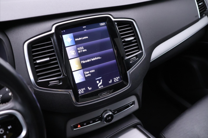 Volvo XC90 2,0 D5 173 kW AWD Momentum DPH