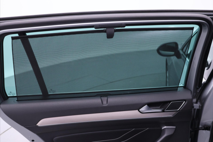 Volkswagen Passat 2,0 TDI 140kW DSG Elegance DPH