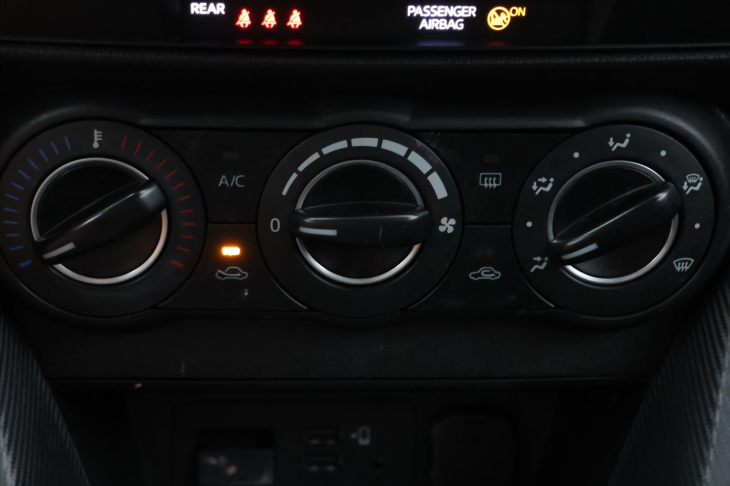 Mazda 2 1,5 Skyactiv-G 66kW REVOLUTION
