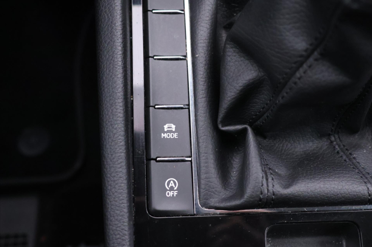 Škoda Superb 2,0 TDI 110kW L&K CZ DPH