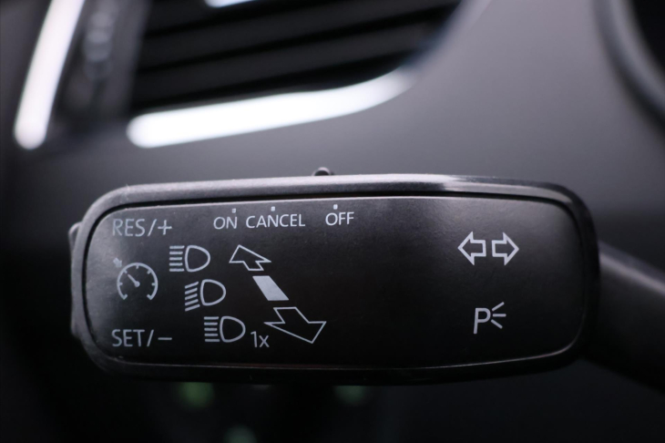 Škoda Octavia 2,0 TDI RS 135kW Xenon Kůže