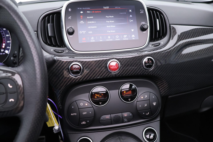 Abarth 500 1,4 T 132kW Competizione 595 C