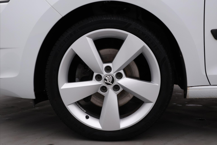 Škoda Rapid 1,2 TSI 77kW Xenon 1.Maj.