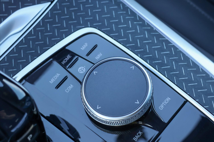 BMW X5 3,0 xDrive40i M-paket CZ DPH