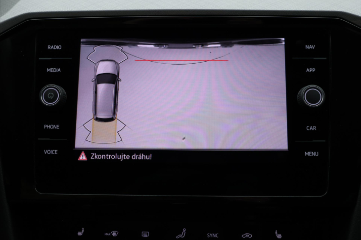 Volkswagen Passat 2,0 TDI 147kW DSG Matrix DPH