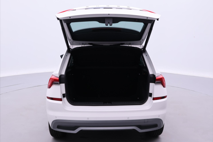 Škoda Kamiq 1,0 TSI Clever Virtual Navi DPH