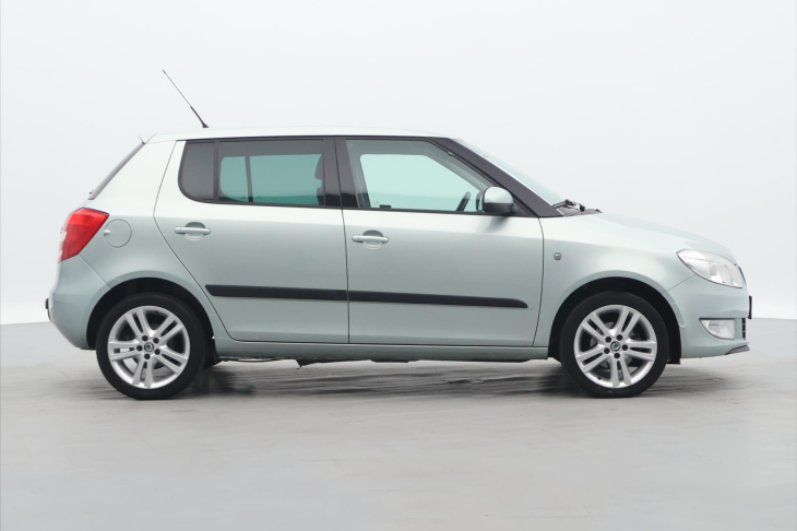 Škoda Fabia 1.2 i 51kW Elegance Sport CZ
