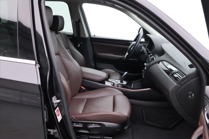 BMW X3 2,0 xDrive20i 135kW X-line DPH