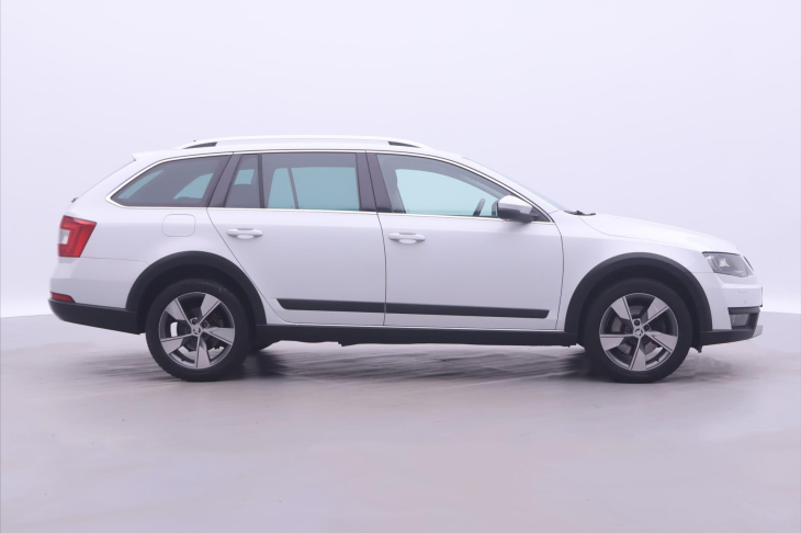 Škoda Octavia 2,0 TDI 135kW Scout DSG CZ 4x4