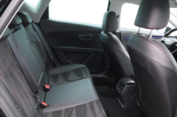 Seat Leon 1,4 TSI FR LED Kůže CZ