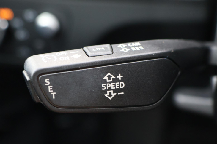 Audi Q5 2,0 40TDI S-line quattro DPH