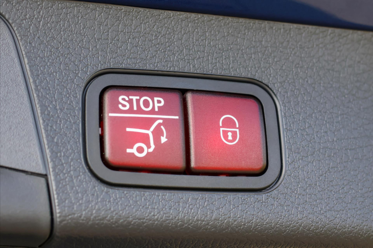 Mercedes-Benz GLB 2,0 200d 4Matic AMG Premium