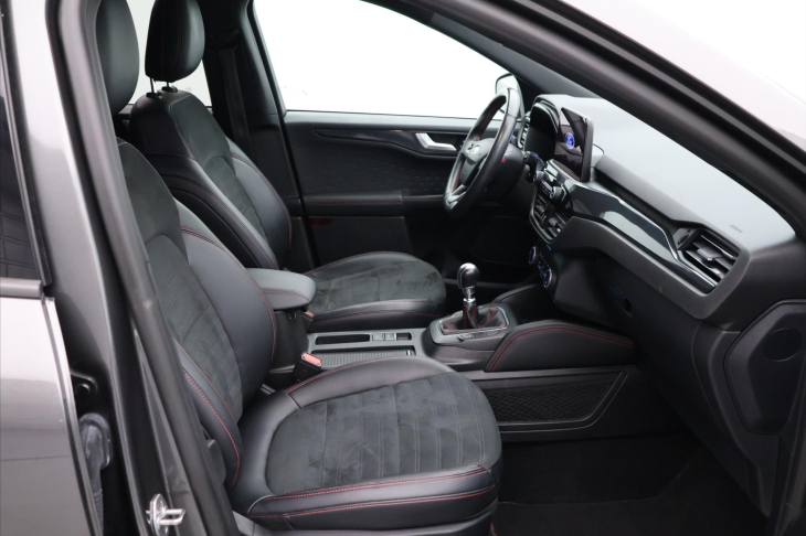 Ford Kuga 1,5 EB 110 kW ST-Line 1.Maj.